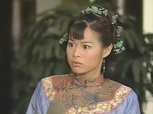 “科技狂潮来袭！‘大团圆陆文婷’炸裂创新，网友直呼：‘妈妈，我看到了UFO！’”