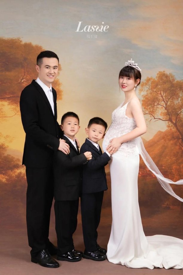 罗福莉一家三口现状能教会我们什么？百度搜完我笑裂了