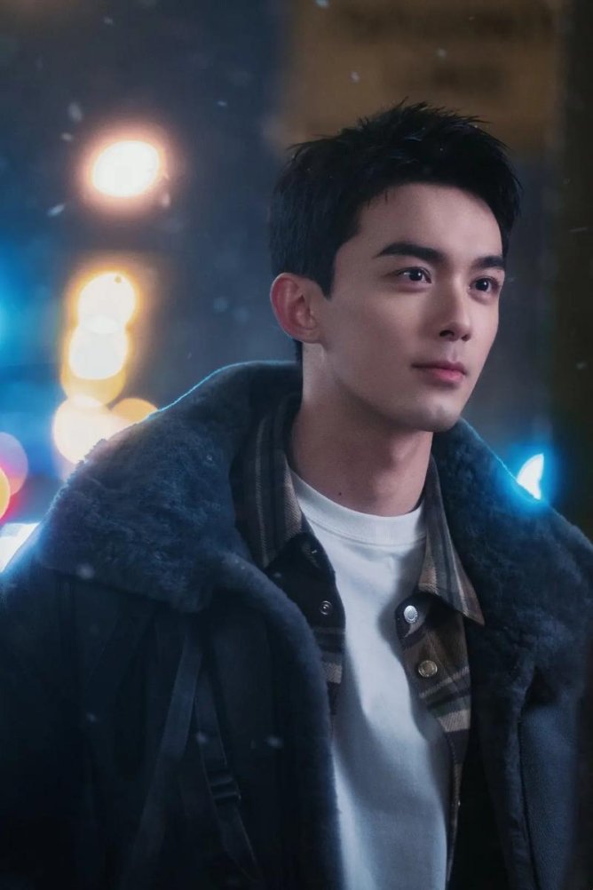 暴雪重生计划：林亦扬的代码逆袭与网民狂欢