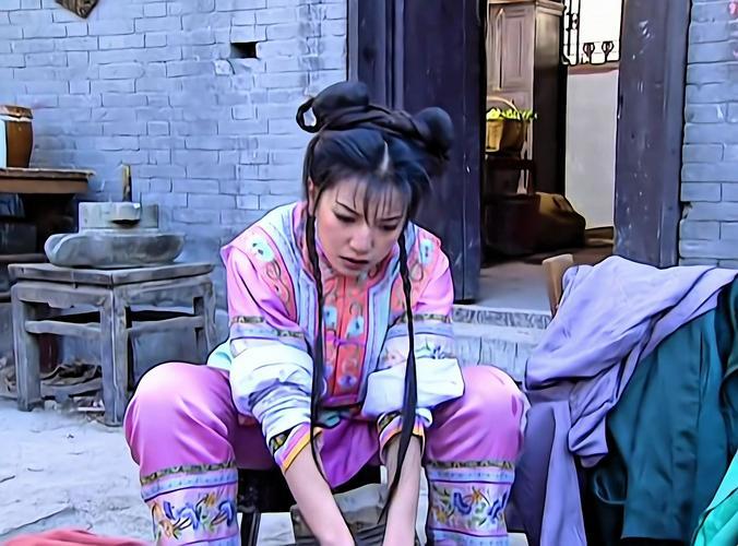 2025年流媒体数据合规实战验证：小燕子乾隆在马上65集深度解析