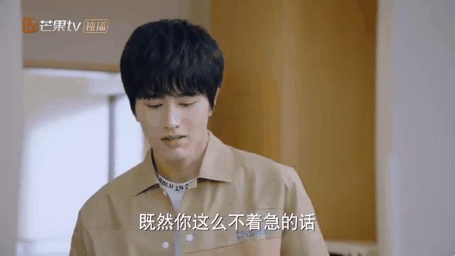 叶非墨温暖拉上挡板功能真能改写智能座舱交互逻辑？深度拆解隐藏玩法！