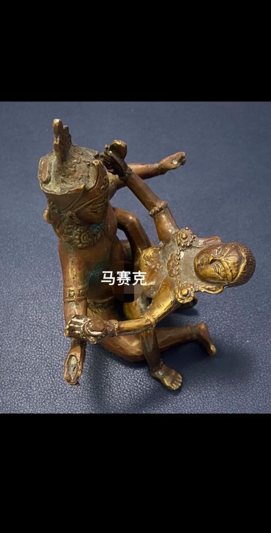 女性与欢喜佛：科技如何打破传统界限
