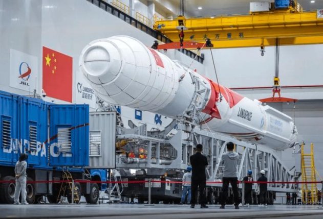 从芯片到云端：中国科技研发成果的颠覆性突破