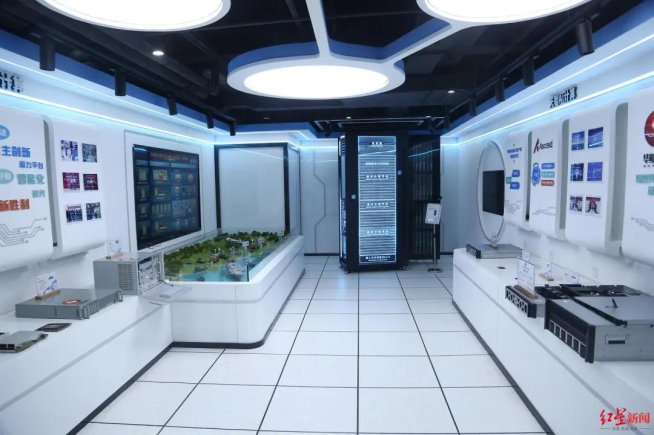 2025新说法！deepseek无网搭建效果怎么样能抗住你家祖传电脑吗？