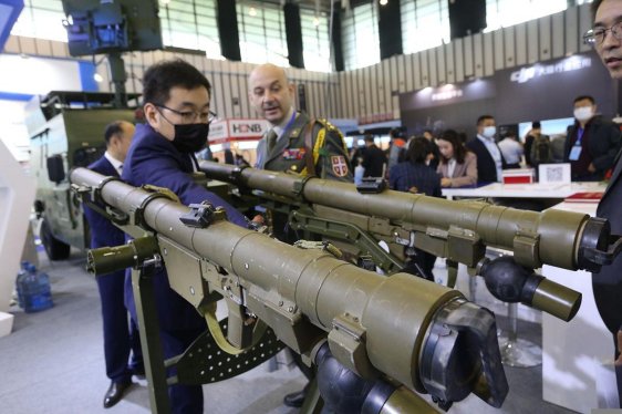 2025日本科技发明武器真香？网民怒怼数据锚点竟是纸老虎
