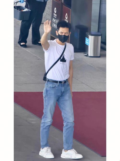 2025李现跑男大鼓包真香警告！网友直呼这波操作比ai换脸还狠