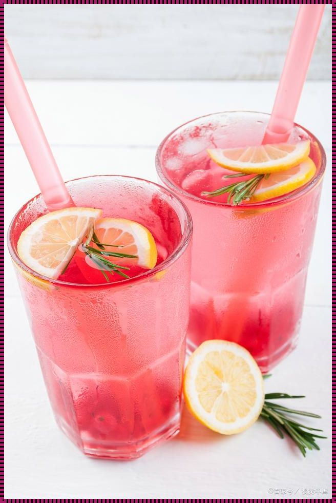 “草莓芭乐鸭脖奶茶奇遇:刷新味蕾记录的魔幻之旅”