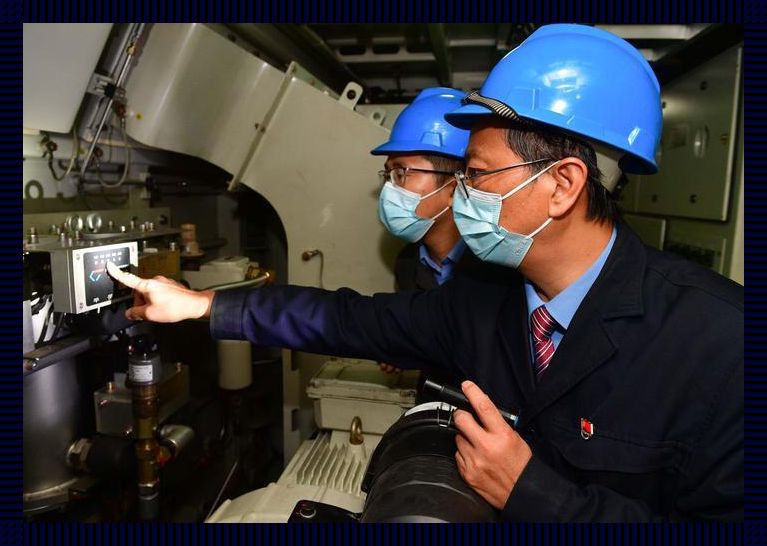 "物业电工界的老赵和刘梦刘香,时尚界的隐秘巨头"