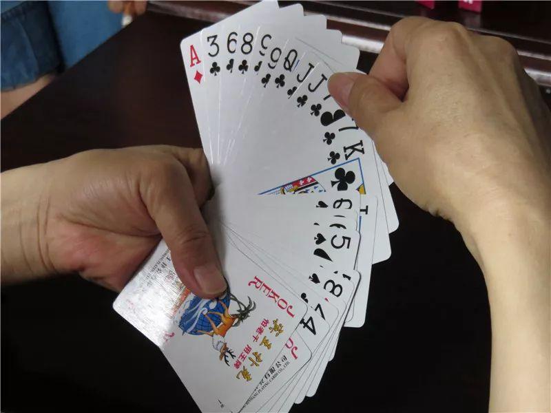 免费扑克狂潮?笑掉大牙的科技新时尚!