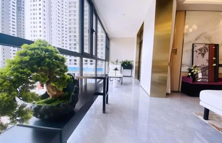 "卖房阳台秀,点燃顾客狂热的心!"