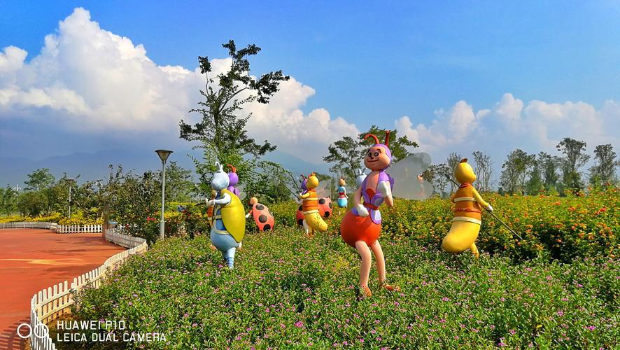 “探秘‘蚂蚁庄园’:科技旅行中的一场荒诞惊喜”